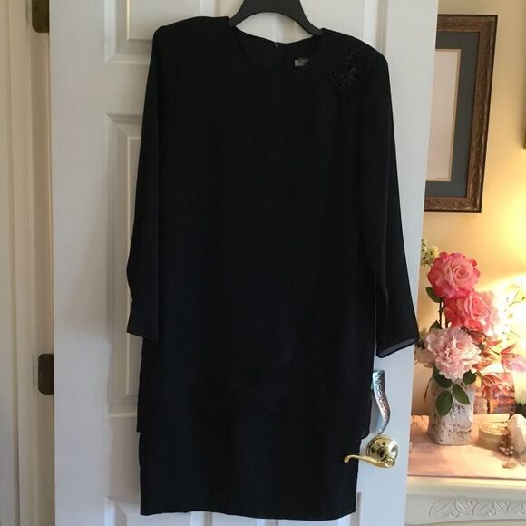 NWT. Gorgeous Black Crepe Women’s L/S Dress Size 10 Nicole Paris Brand - Picture 1 of 14